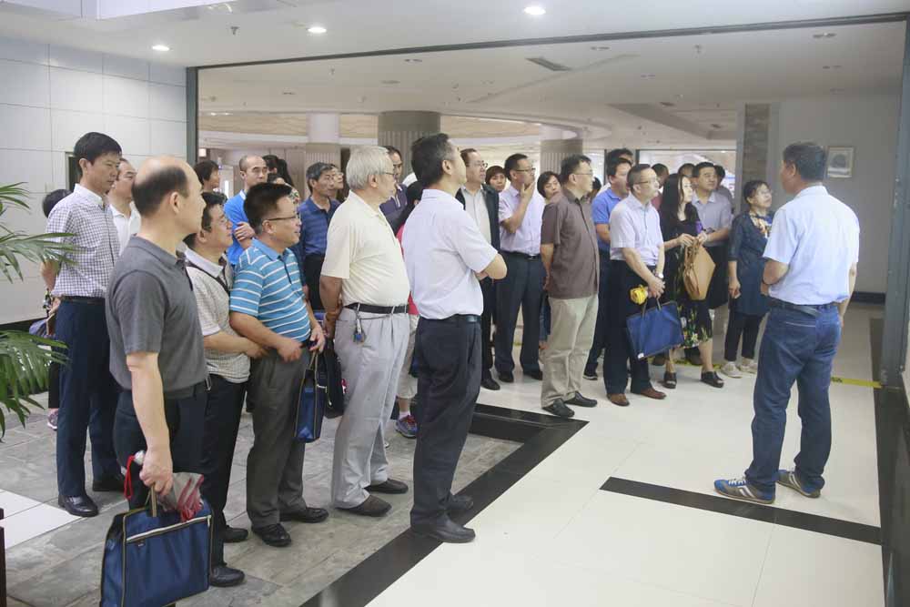 陕西省委党校常务副校长蔡钊利一行来我室调研