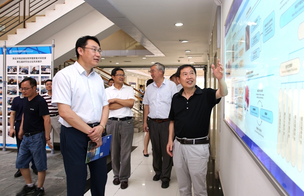 省科技厅厅长赵岩来我室调研