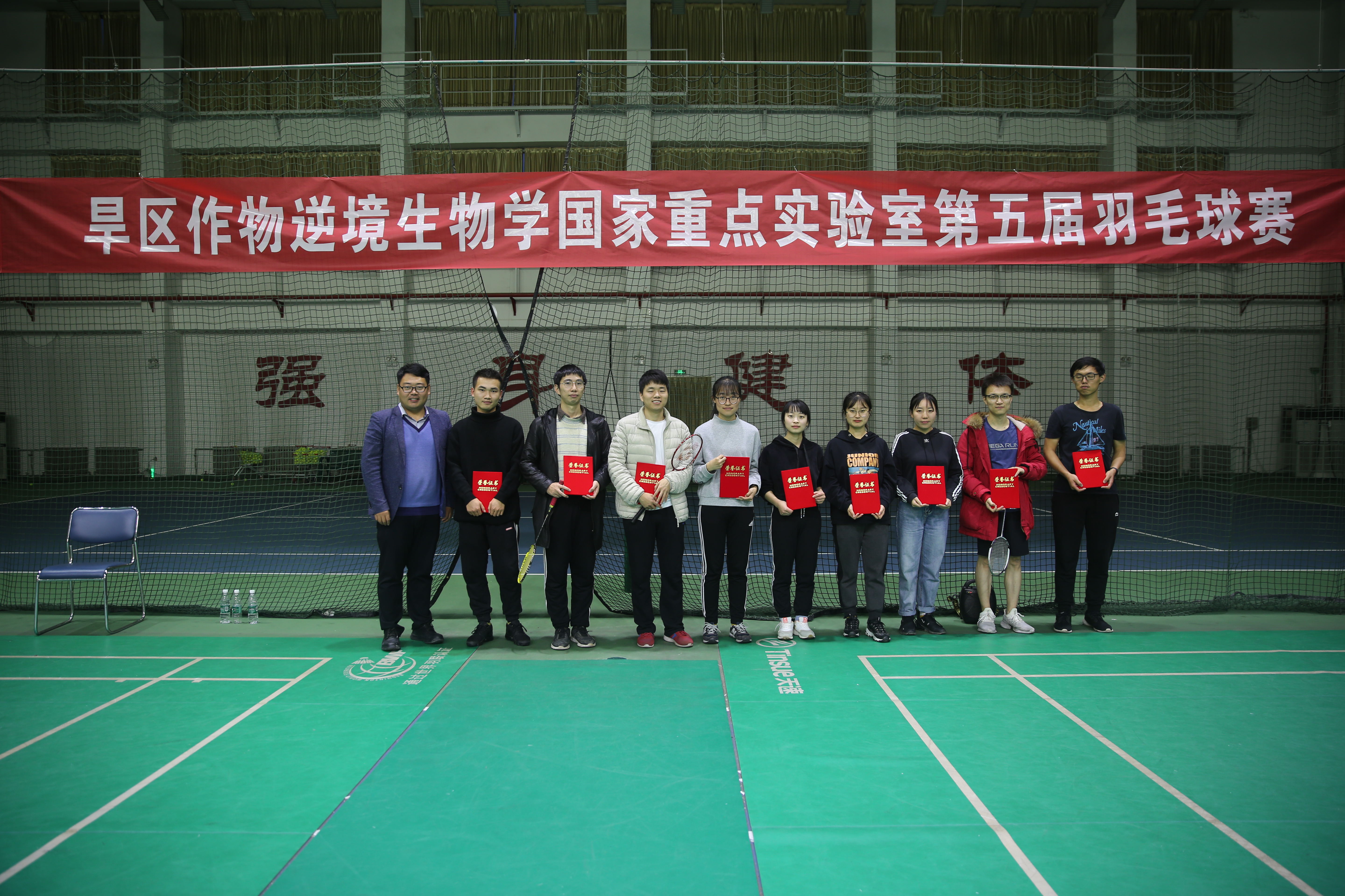 1caaf50a211e44c498dbfefdc38c1a8c.jpg